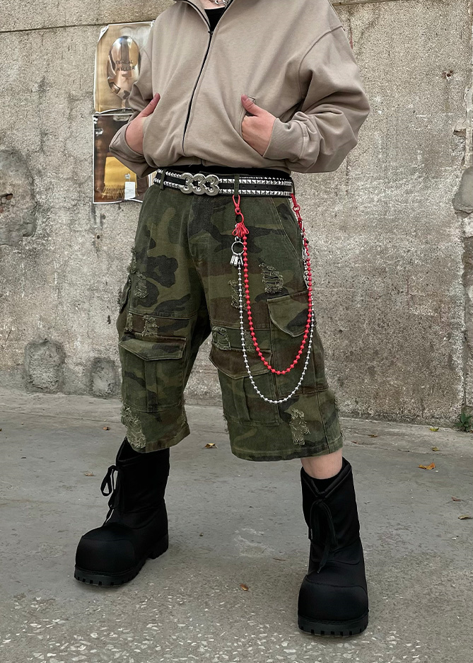 CAMO CARGO SHORTS