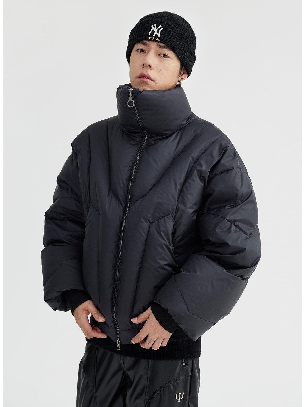 HIGH NECK CROPPED PUFFER JACKET