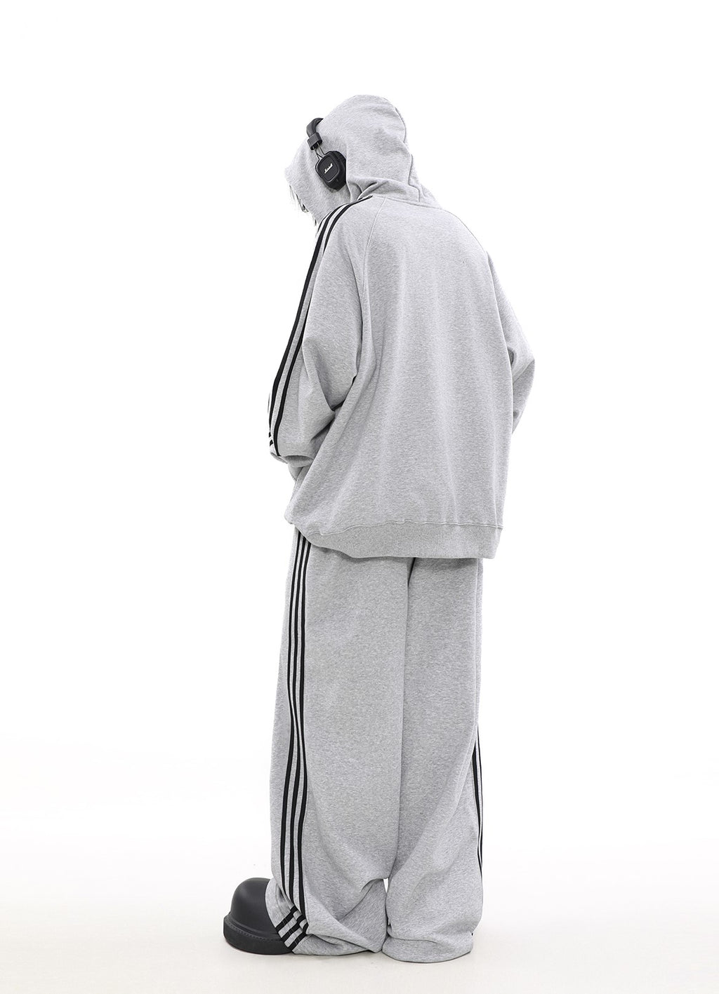 URBAN FLOW TRACK SET HOODIE