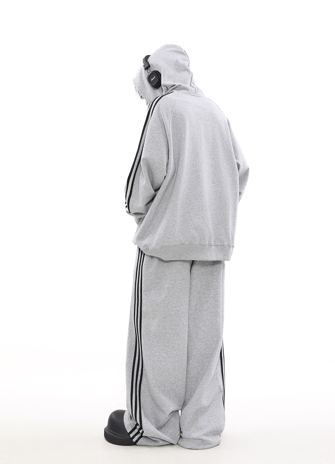 URBAN FLOW TRACK SET HOODIE