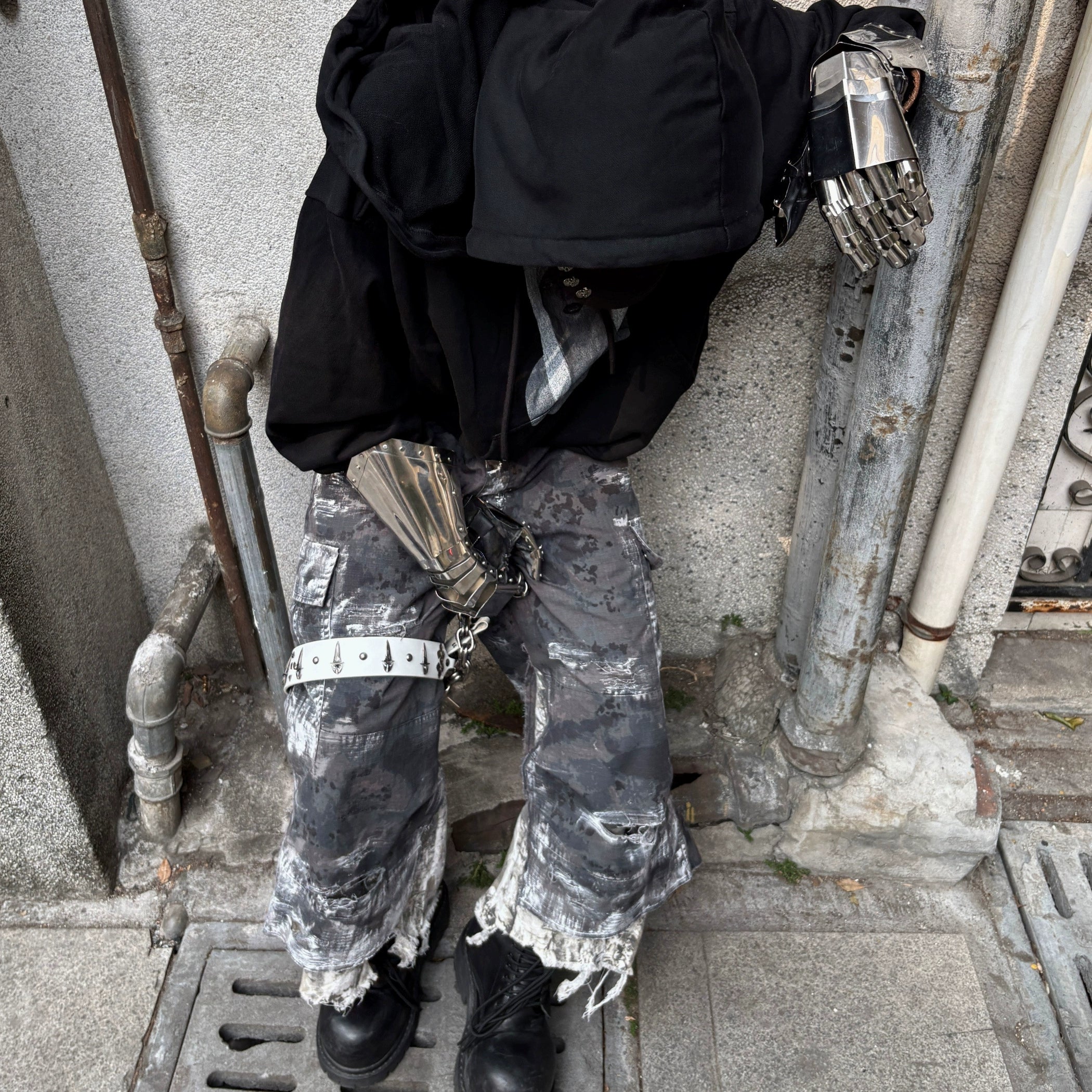 CAMO RAZE DENIM SHORTS