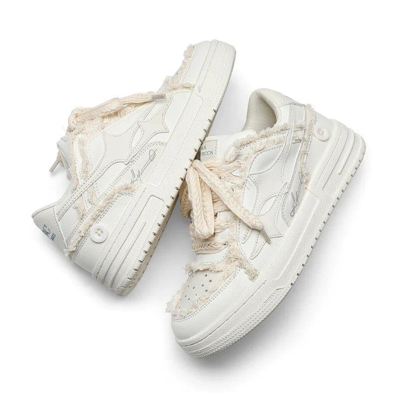 CASUAL WHITE BOARD SHOES