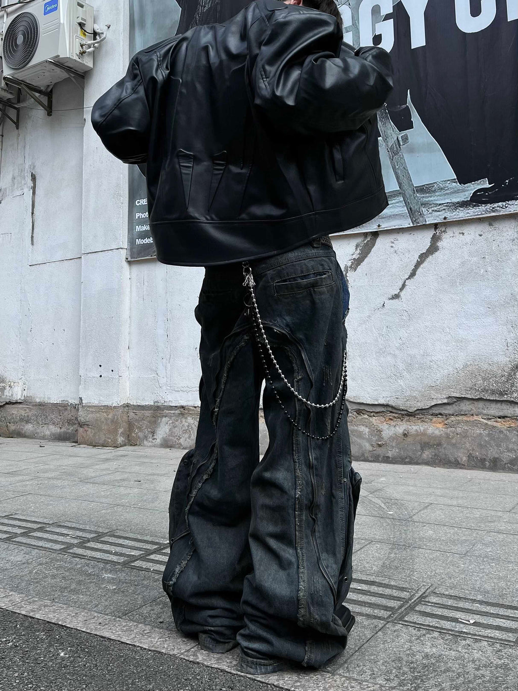 ROGUE WASHED BAGGY DENIM PANTS